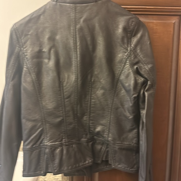 Faux leather diagonal zip biker jacket - Picture 7 of 8